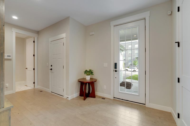 1430 Division St, Hopkins, MN 55343