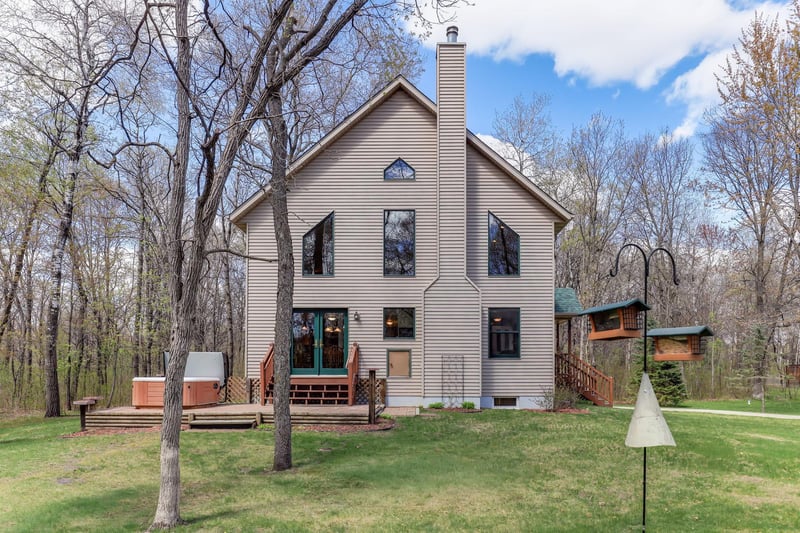 15786 41st St, Becker, MN 55308