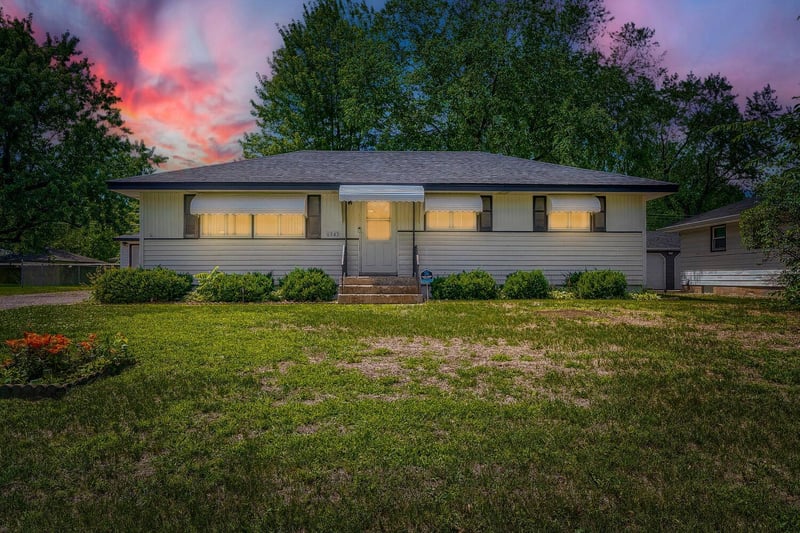 6943 Logan Ave N, Brooklyn Center, MN 55430