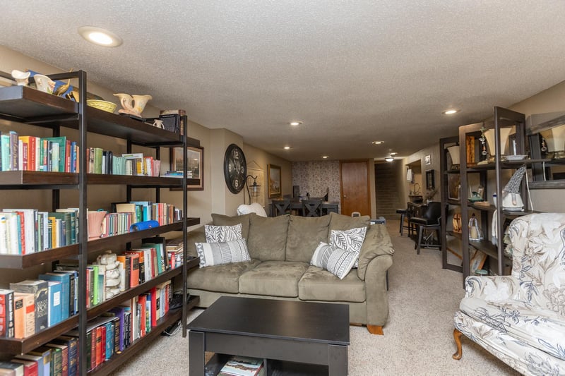 623 Washington Ave, Fairmont, MN 56031