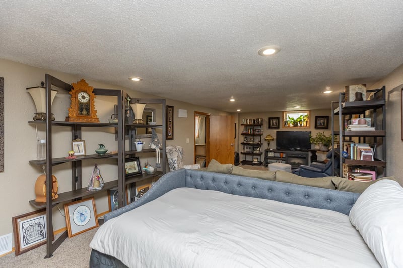 623 Washington Ave, Fairmont, MN 56031