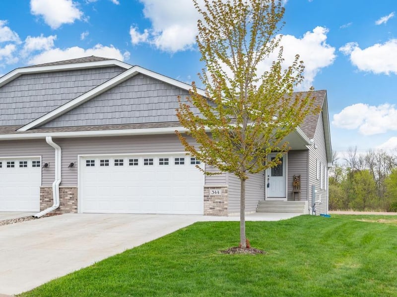 344 2nd St NW, Mayer, MN 55360