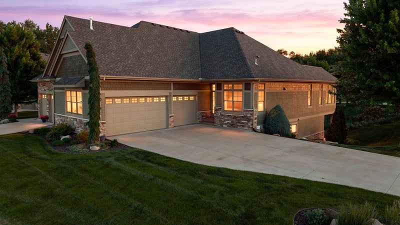 18250 Justice Way, Lakeville, MN 55044