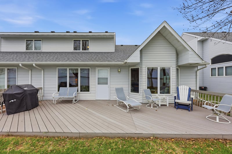 22752 Dunvilla Dr, Pelican Rapids, MN 56572