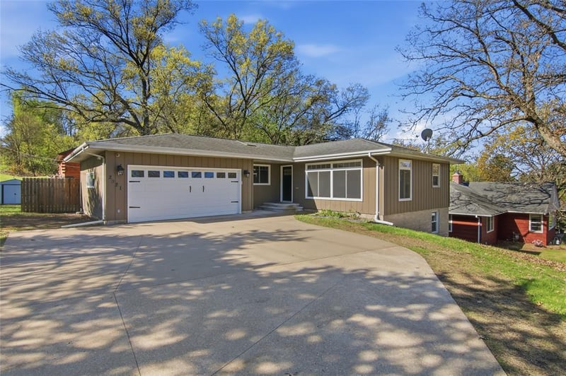 2921 La Salle St, Eau Claire, WI 54703