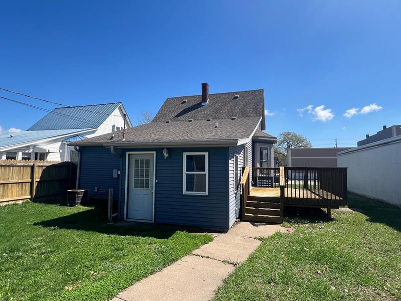 1311 Caledonia St, La Crosse, WI 54603
