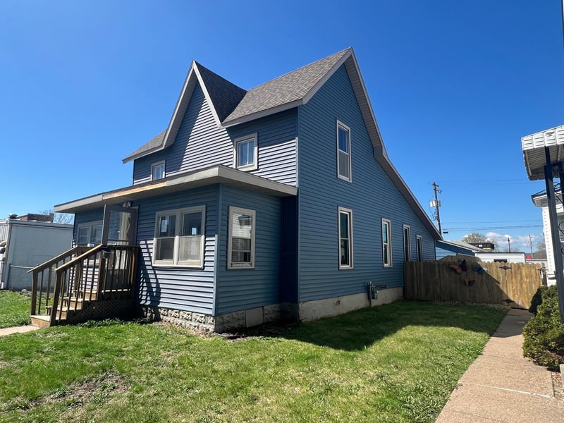 1311 Caledonia St, La Crosse, WI 54603