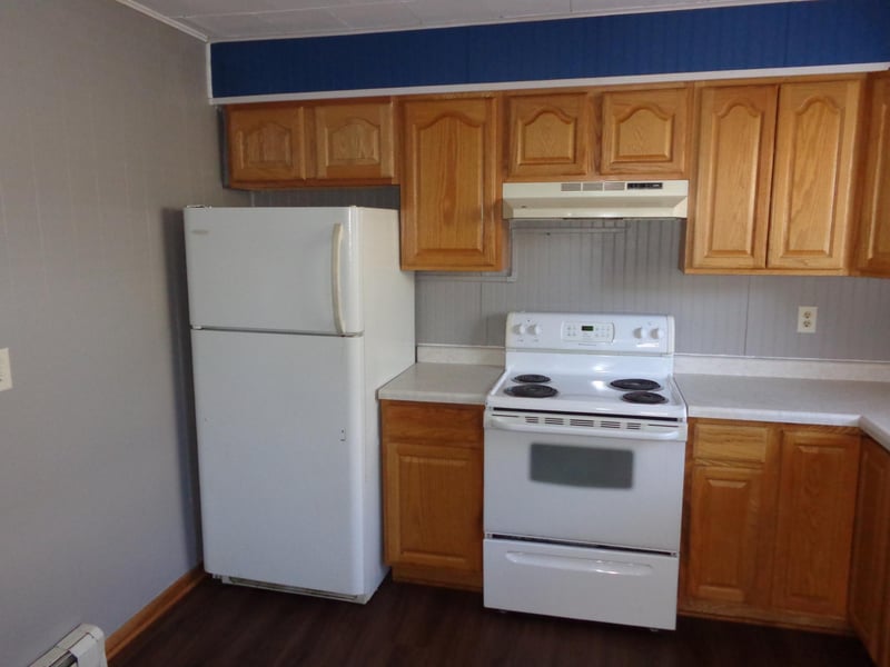 306 4th Ave S, Princeton, MN 55371
