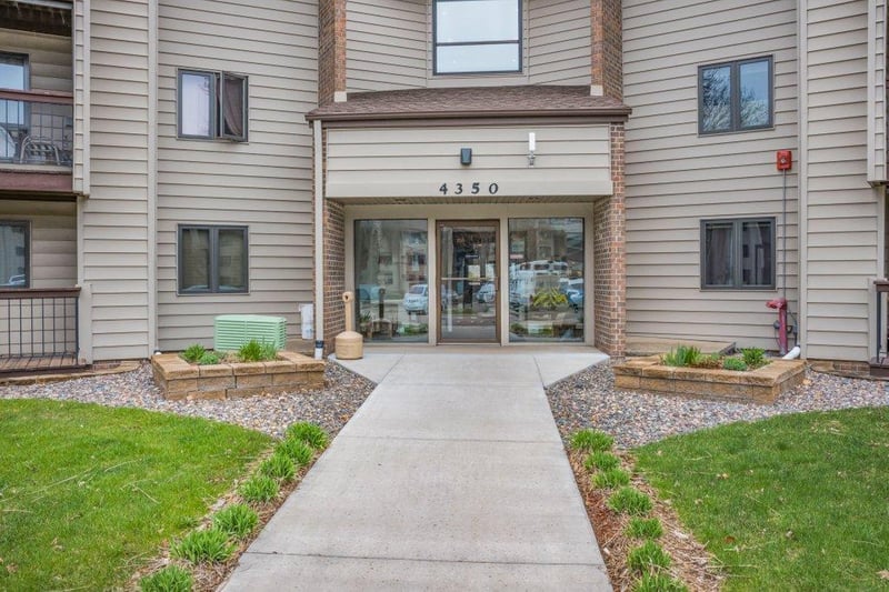 4350 Trenton Ln N #308, Plymouth, MN 55442