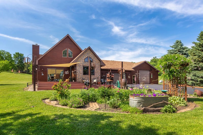 13304 Sakatah Lake Rd, Waterville, MN 56096