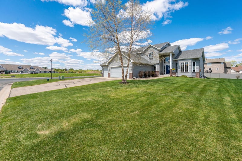 14879 Brenner Ct, Rosemount, MN 55068