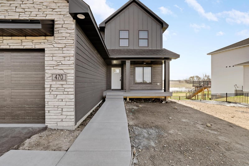 470 Sea Wing Blvd, Prescott, WI 54021