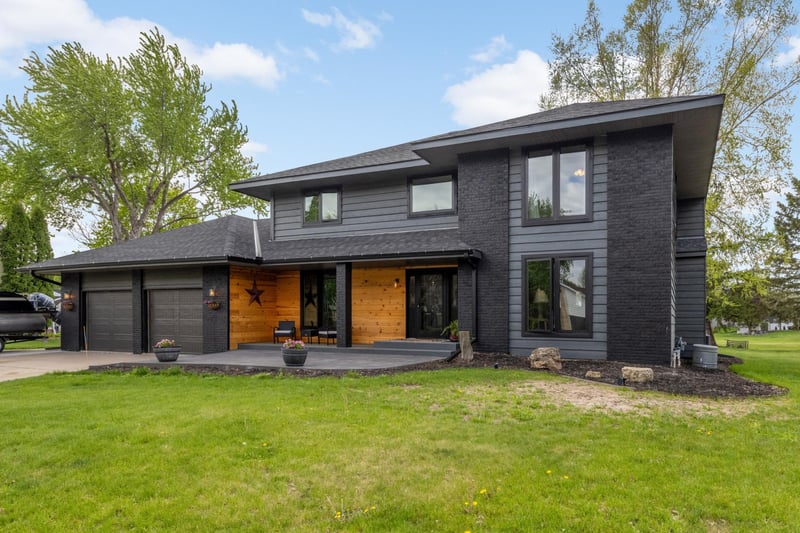 1840 Brittany Rd, Hastings, MN 55033