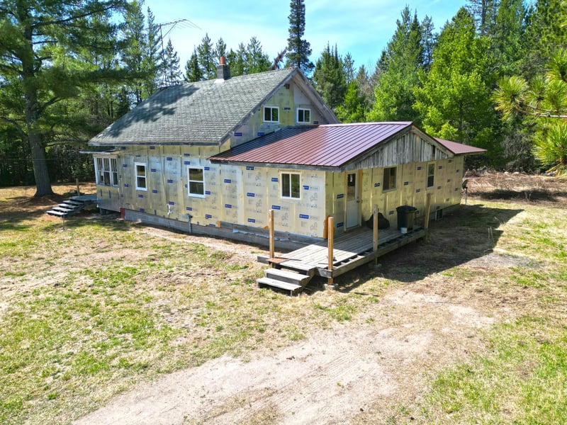 5535 Wahlsten Rd, Embarrass, MN 55790