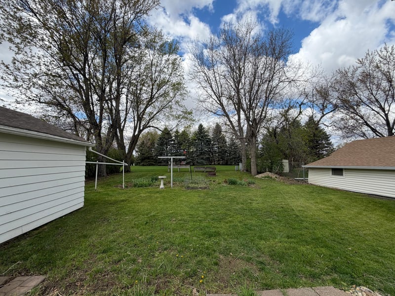 708 S Donaldson St, Luverne, MN 56156