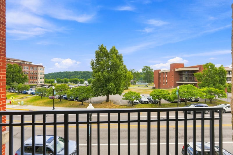 350 Main St N #242, Stillwater, MN 55082