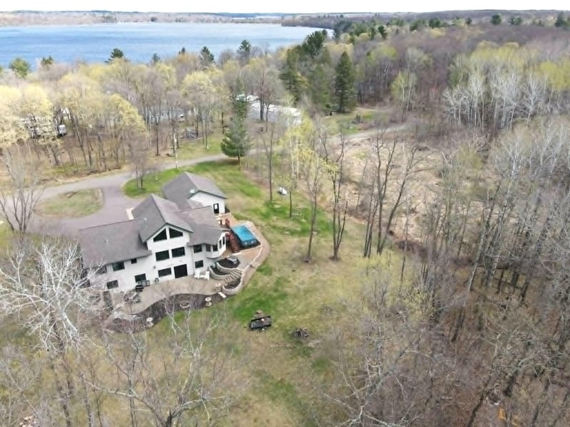 15419 Lake Ave, Brainerd, MN 56401