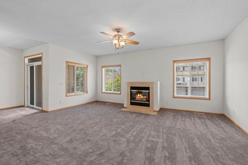 18241 Kerrville Trl #209, Lakeville, MN 55044