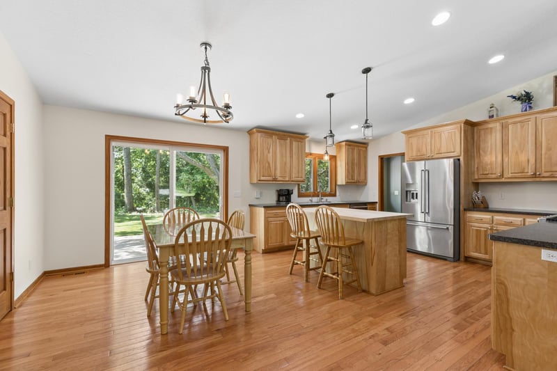 8235 20th St SE, Buffalo, MN 55313