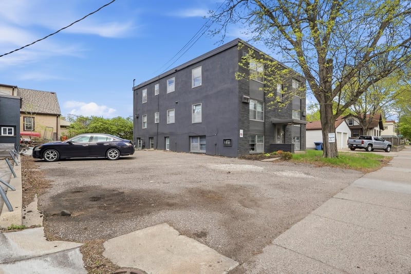 3606 E 34th St, Minneapolis, MN 55406