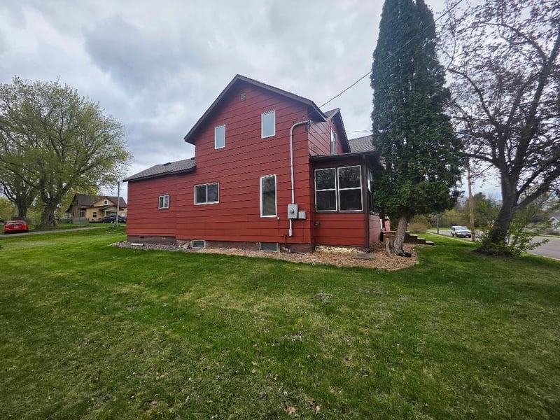 1120 Foster St, Cumberland, WI 54829