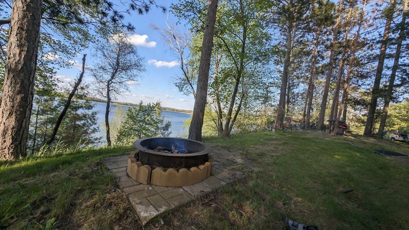 15762 River Lake Dr, Menahga, MN 56464
