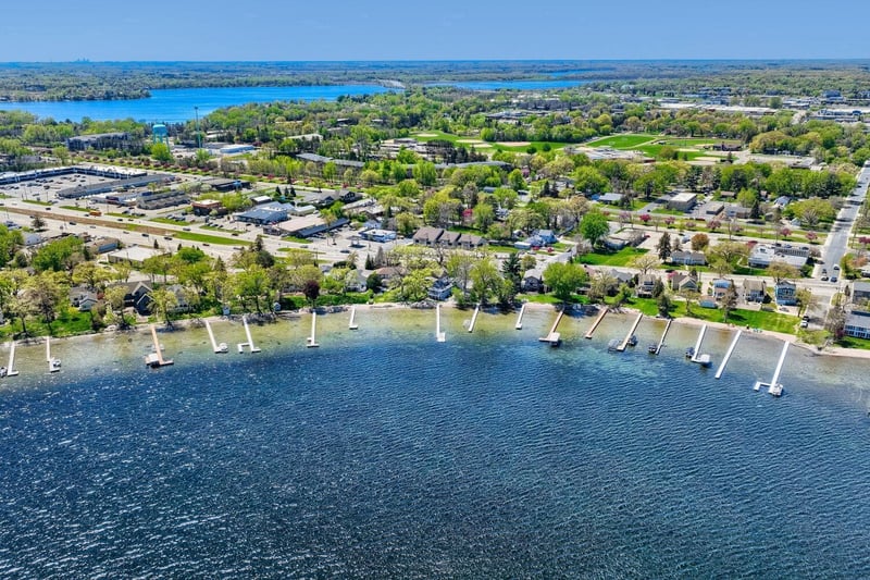 319 Lake St S, Forest Lake, MN 55025
