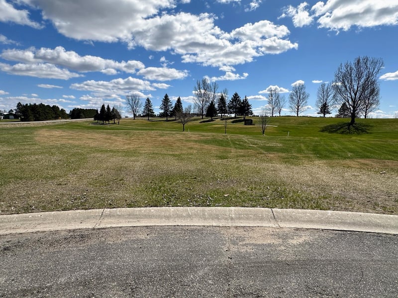 996 Links Way N, Perham, MN 56573