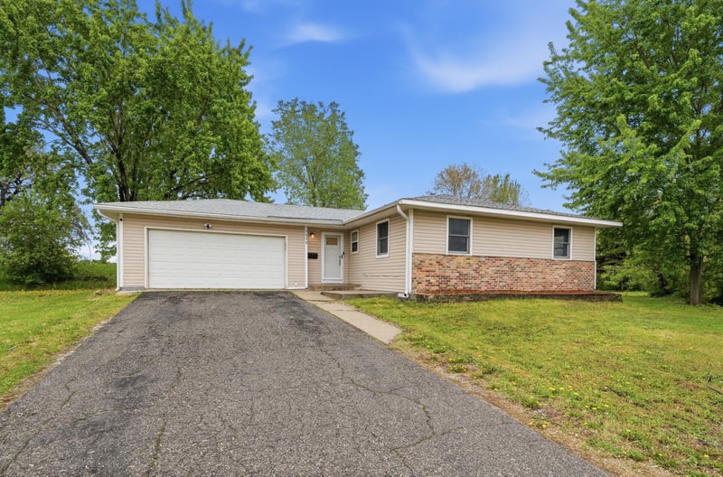 5038 N 4th St, Minneapolis, MN 55430