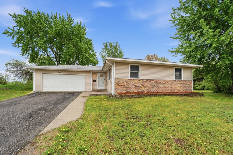 5038 N 4th St, Minneapolis, MN 55430