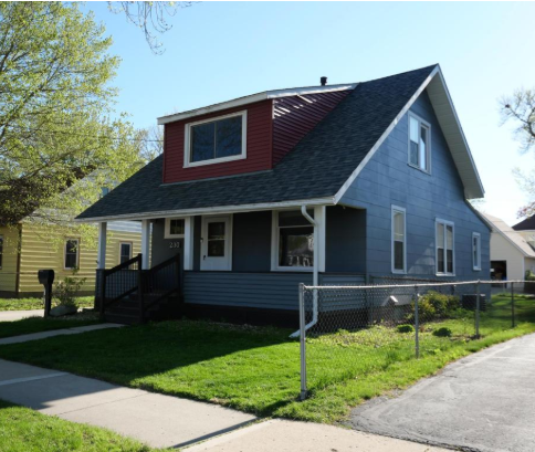 230 10th Ave NE, Rochester, MN 55906