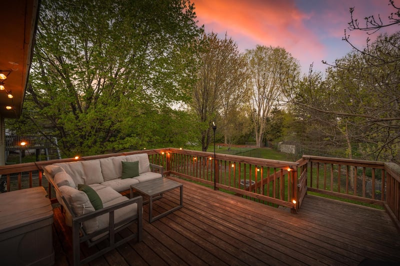 5970 Pheasant Dr, Shoreview, MN 55126