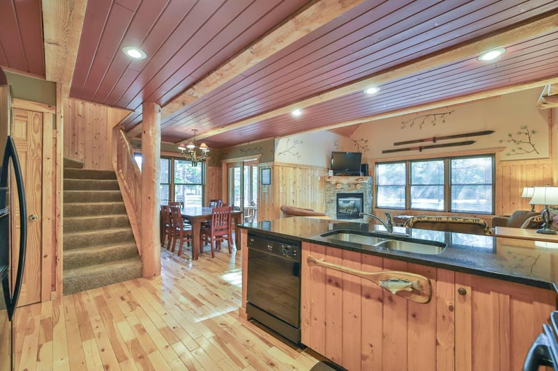 35372 Vacation Dr #21, Pequot Lakes, MN 56472