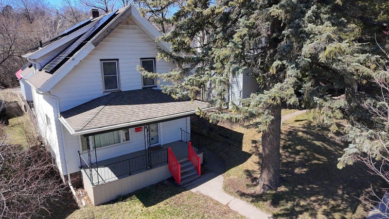 823 N 57th Ave W, Duluth, MN 55807