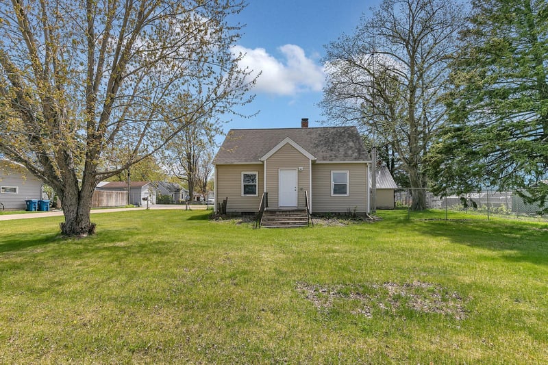42975 126th Ave, Holdingford, MN 56340
