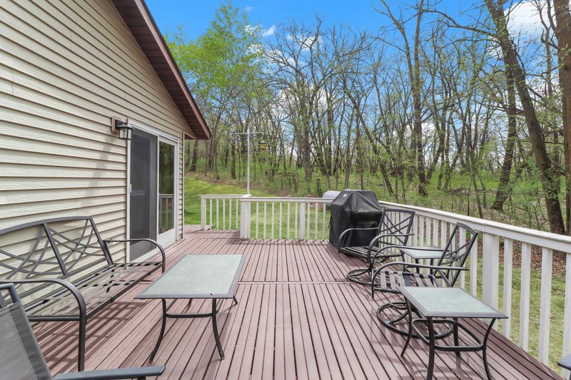 27987 Timber Lane Rd, Paynesville, MN 56362