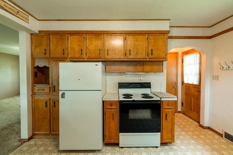 801 4th Ave SW, Wells, MN 56097