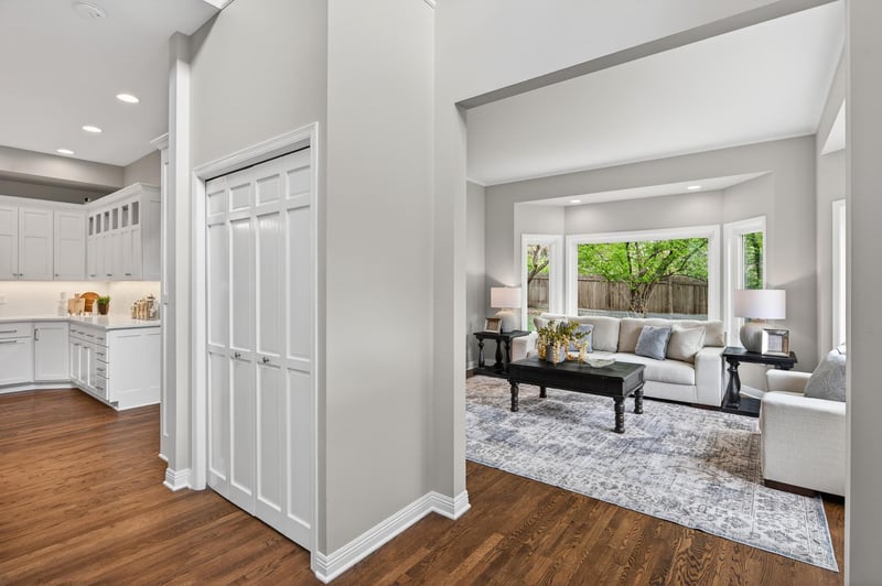 18339 Ridgewood Rd, Minnetonka, MN 55345