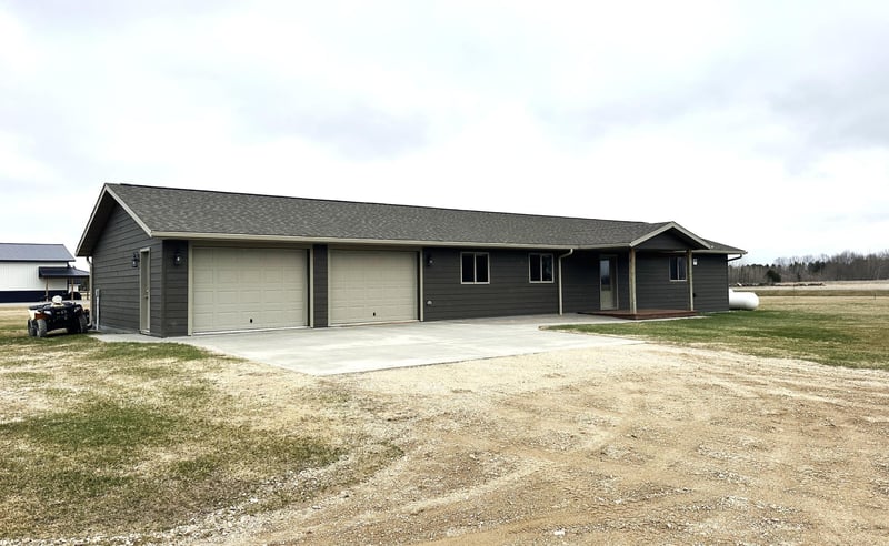 2934 27th St NW, Baudette, MN 56623