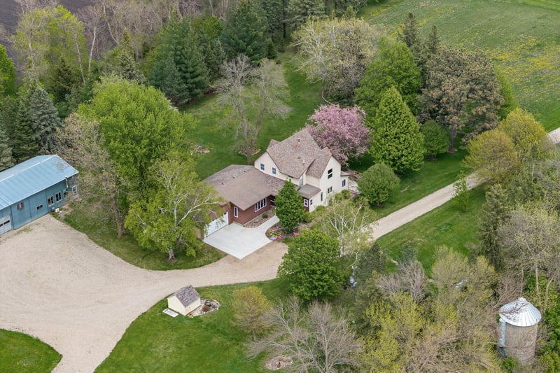 21443 160th St, New Richland, MN 56072