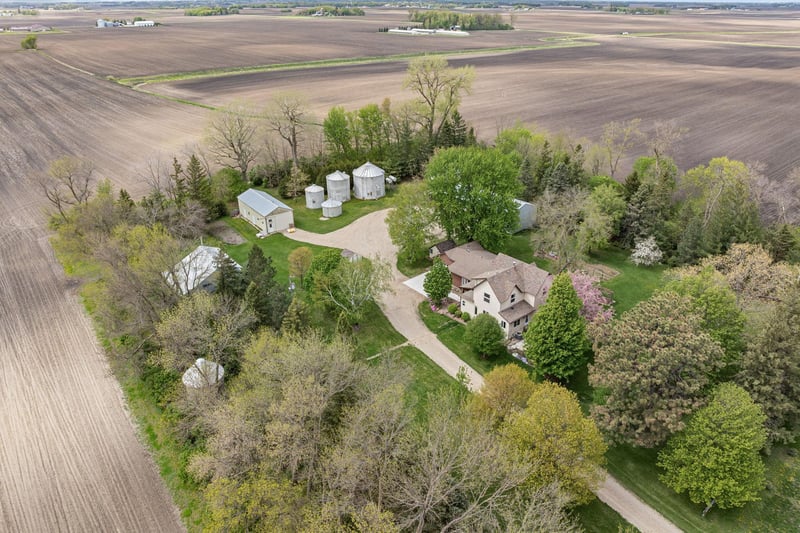 21443 160th St, New Richland, MN 56072
