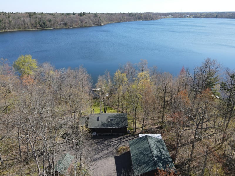 N4371 Red Oak Ln, Stone Lake, WI 54876