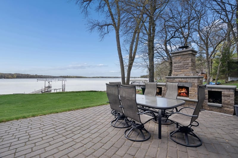 10941 42nd St SE, Clear Lake, MN 55319