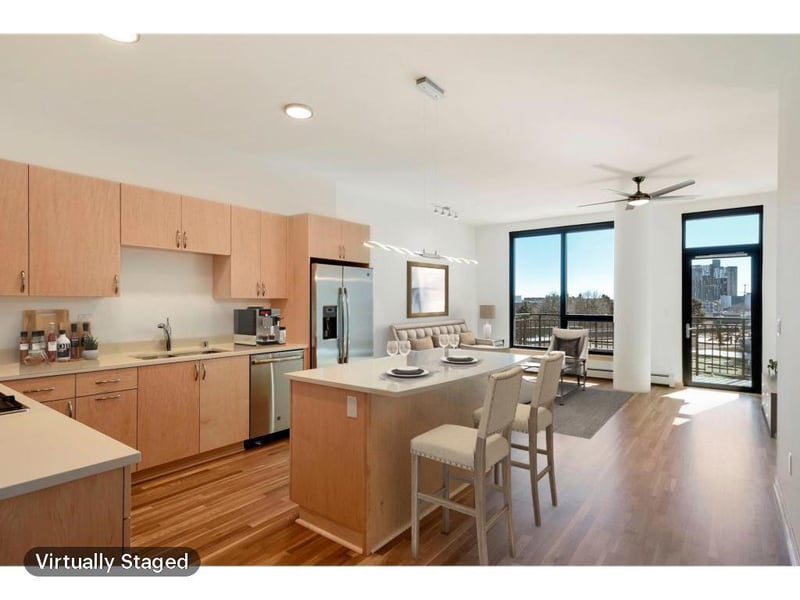 1240 2nd St S #325, Minneapolis, MN 55415