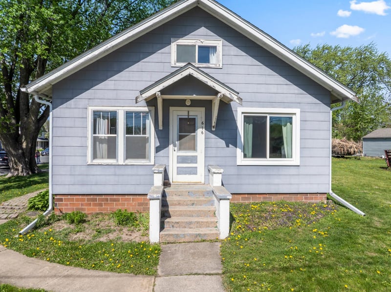 616 State St, West Concord, MN 55985