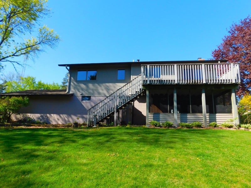 931 Dawn Ave, Shoreview, MN 55126