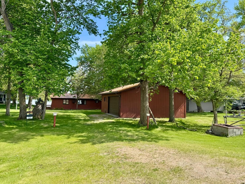 33620 Wildwood Dr, Dent, MN 56528