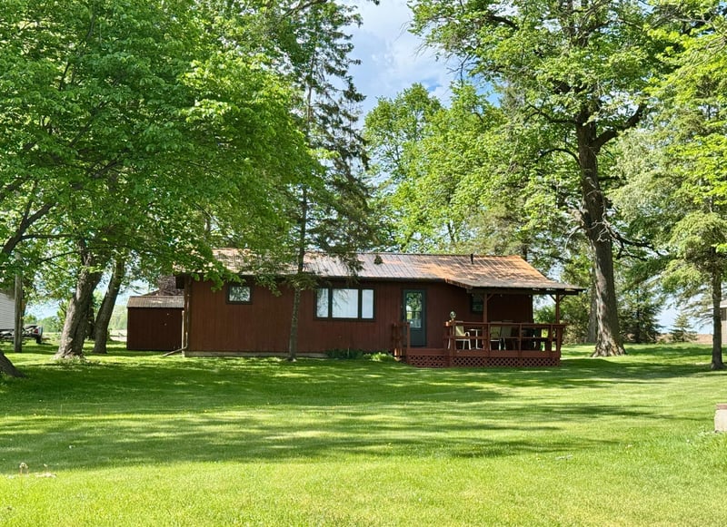 33620 Wildwood Dr, Dent, MN 56528