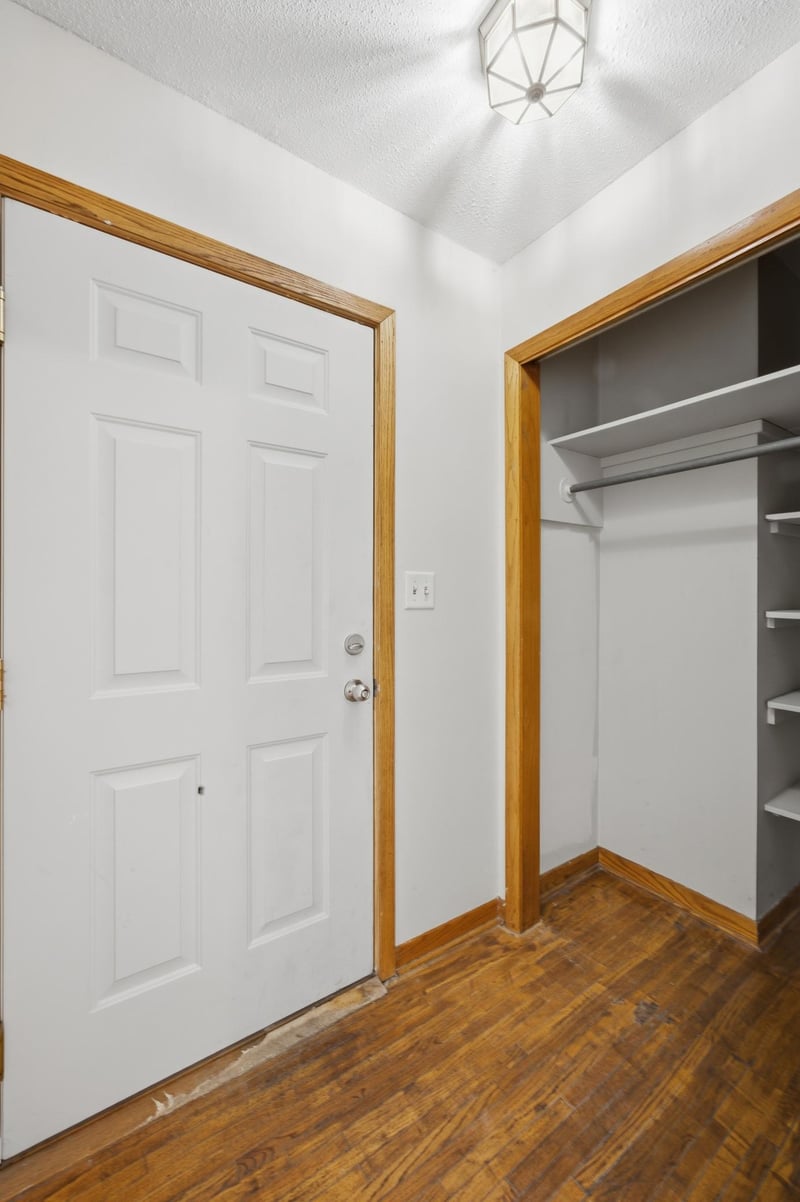 1621 8th St S, Moorhead, MN 56560