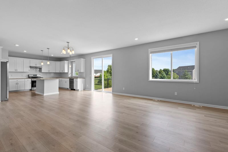 9188 Maas Cir, Minnetrista, MN 55375